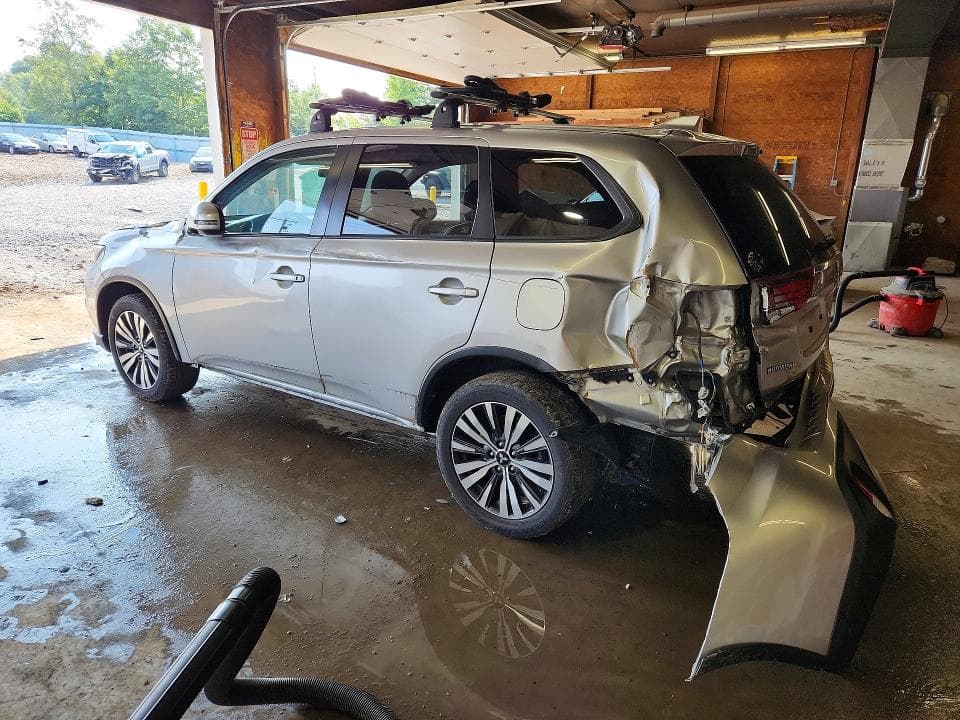 2019 MITSUBISHI OUTLANDER SE 2