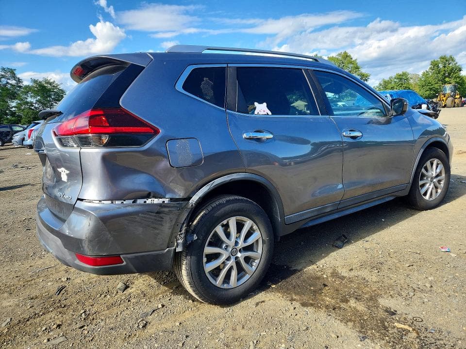 2018 NISSAN ROGUE SV 3