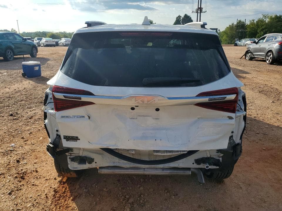 2023 KIA SELTOS EX 6