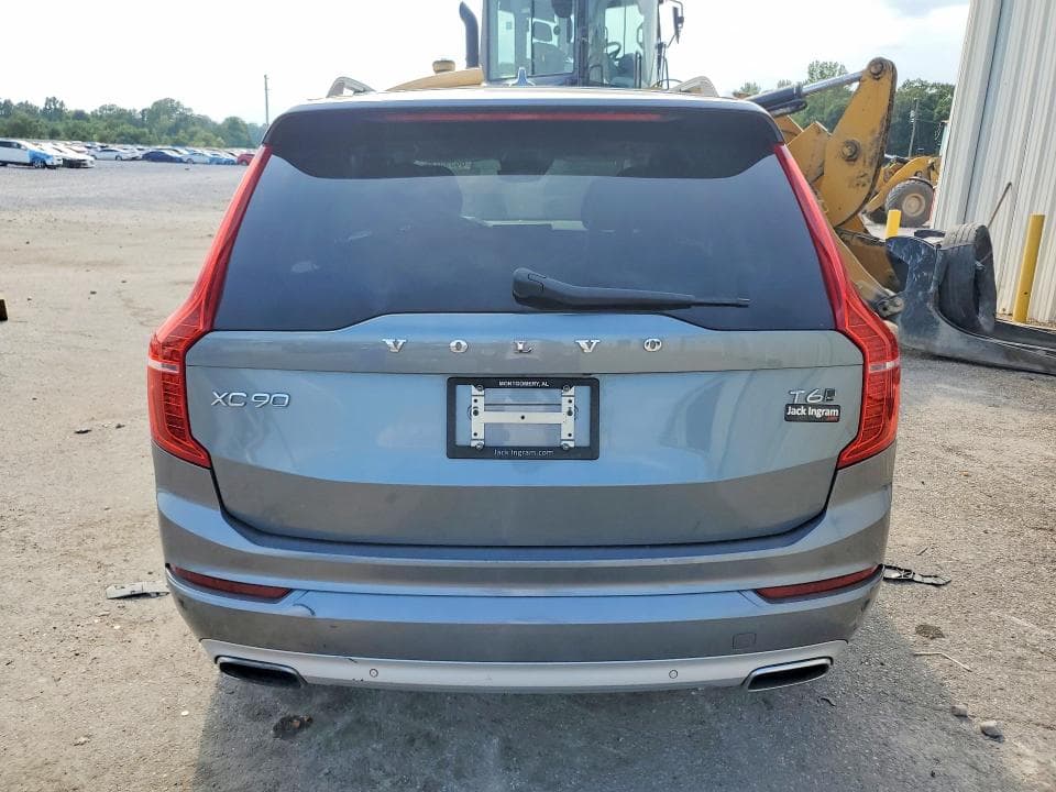 2018 VOLVO XC90 T6 6
