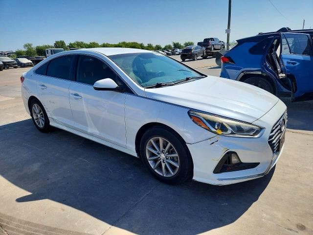 2018 HYUNDAI SONATA SE 4