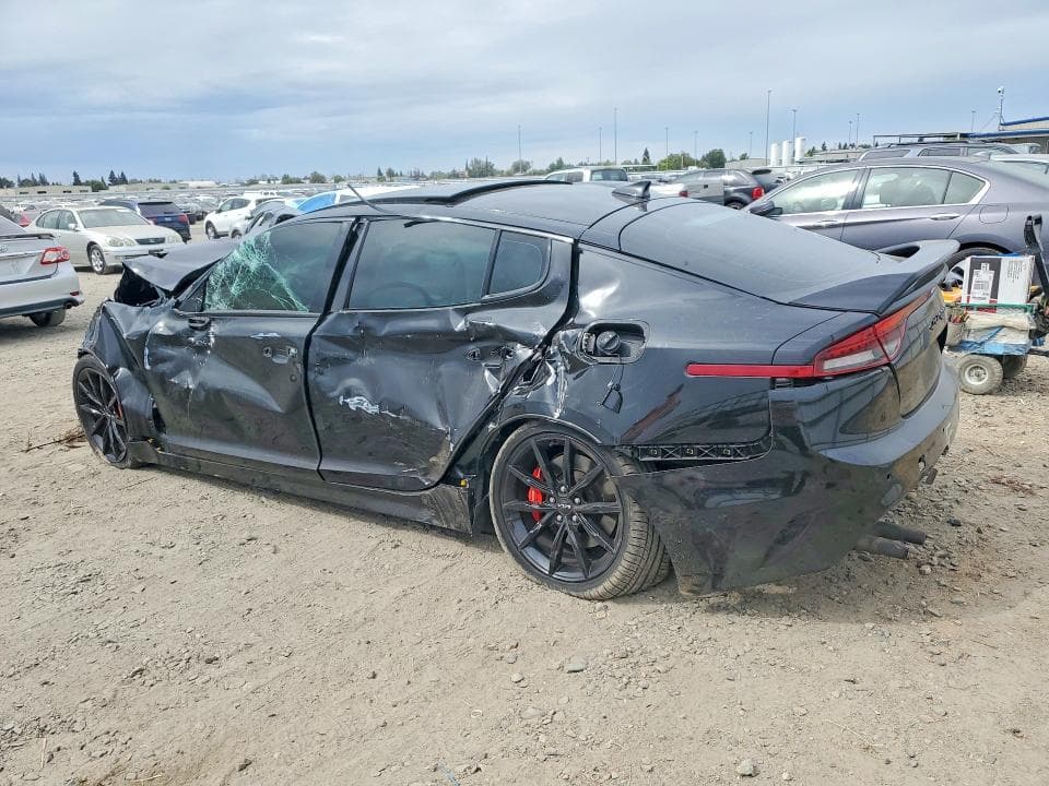 2022 KIA STINGER GT2 2
