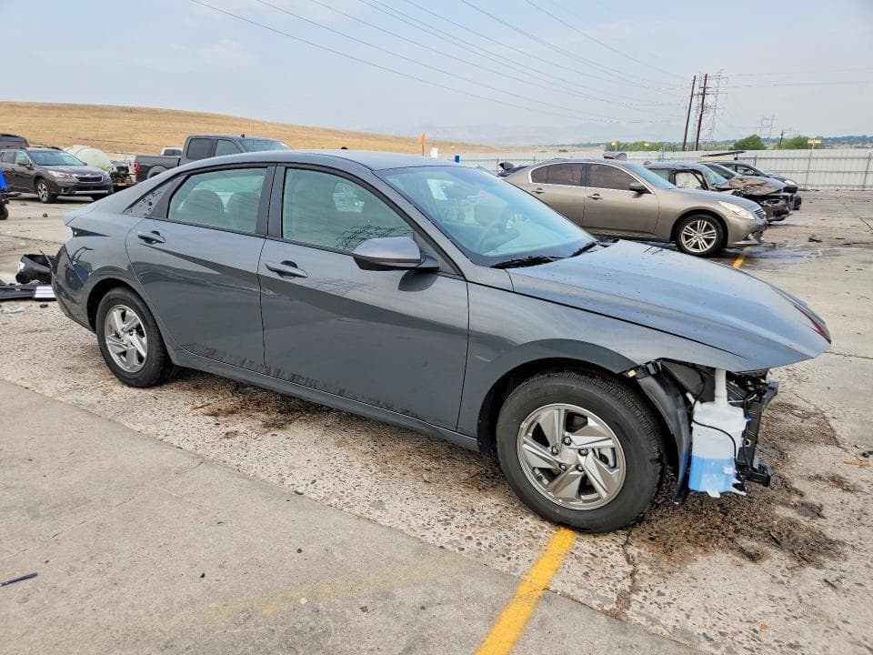 2026 HYUNDAI ELANTRA SE 4