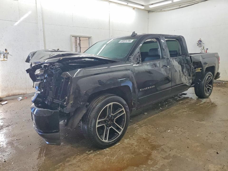 2018 CHEVROLET SILVERADO K1500 LT - 1