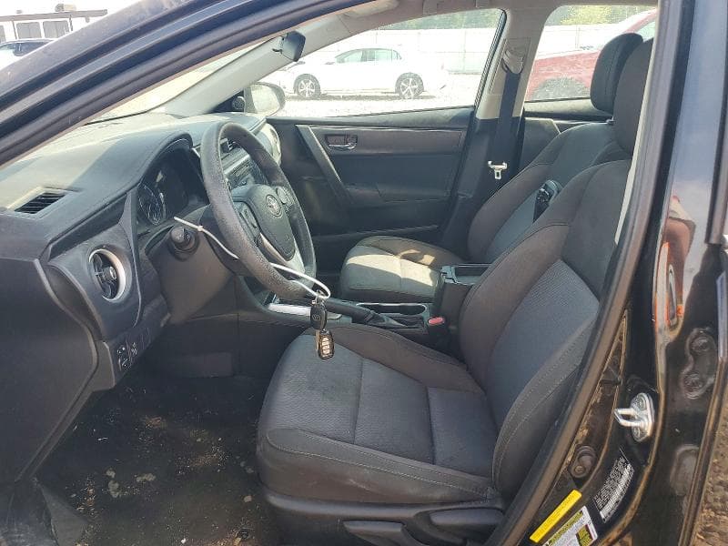 2018 TOYOTA COROLLA LE 7
