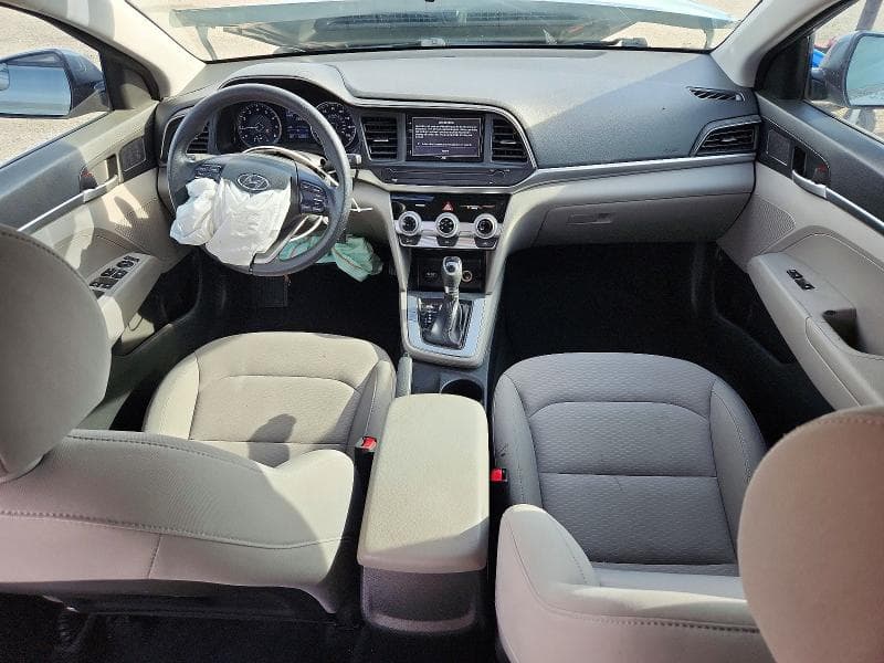 2019 HYUNDAI ELANTRA SE 8