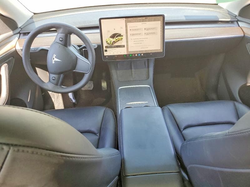 2022 TESLA MODEL Y 8