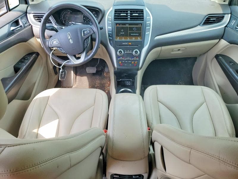 2017 LINCOLN MKC PREMIERE 8