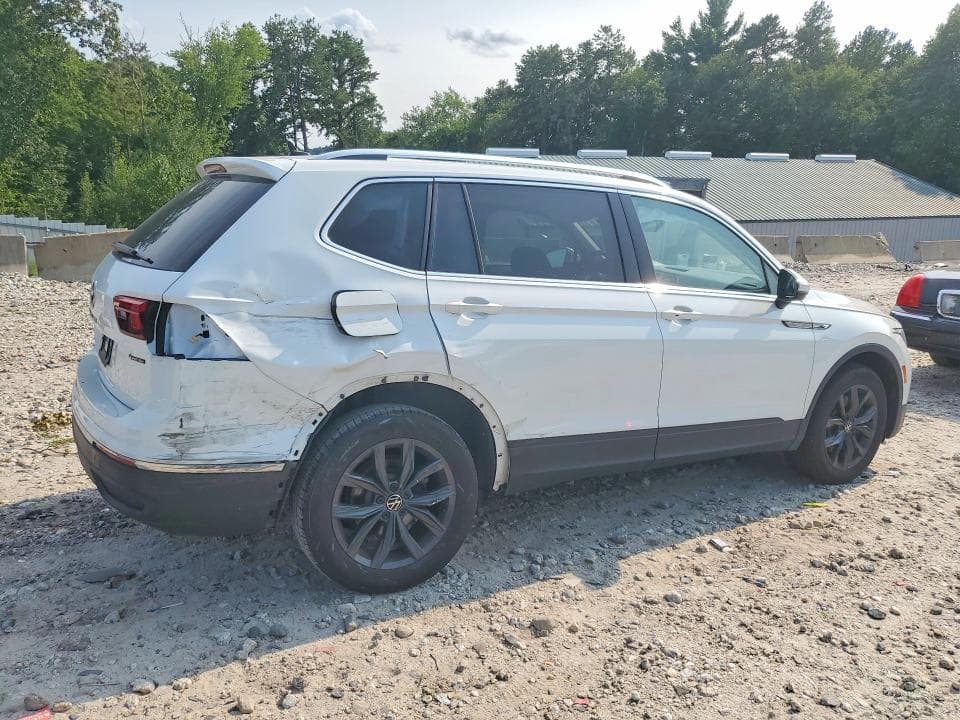 2024 VOLKSWAGEN TIGUAN SE 3