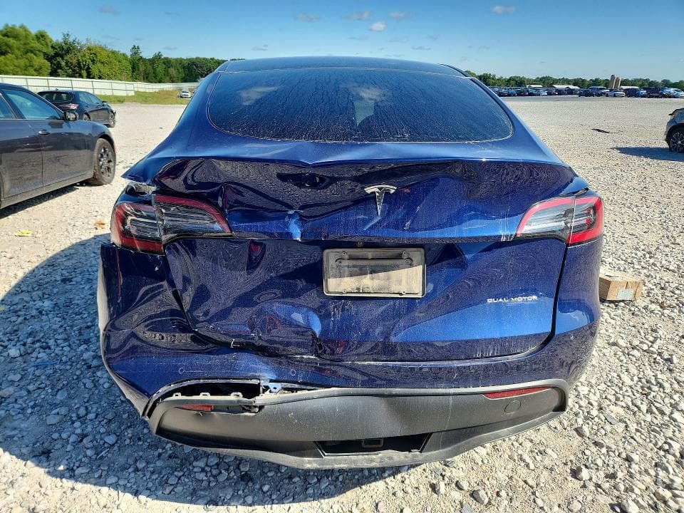 2022 TESLA MODEL Y 6