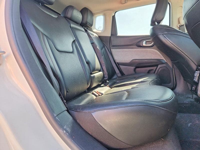 2022 JEEP COMPASS LATITUDE LUX 11