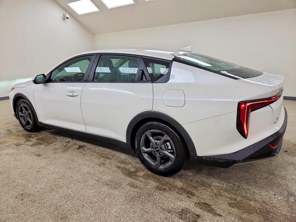 2026 KIA K4 LXS 2