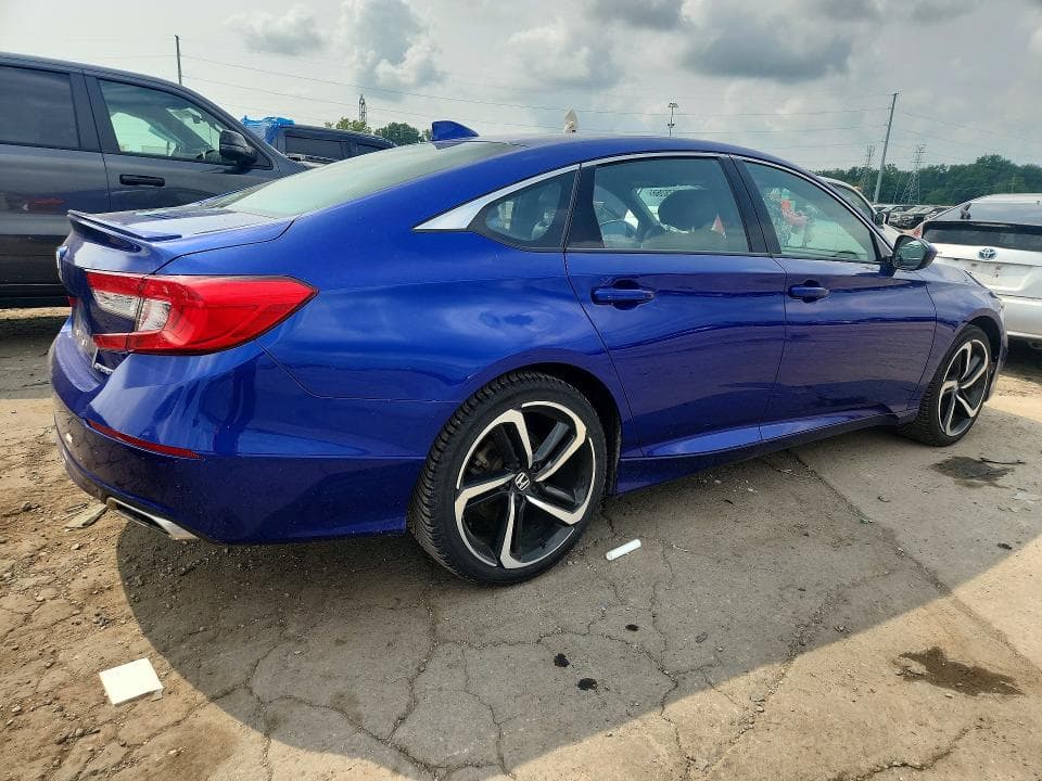 2018 HONDA ACCORD SPORT 3