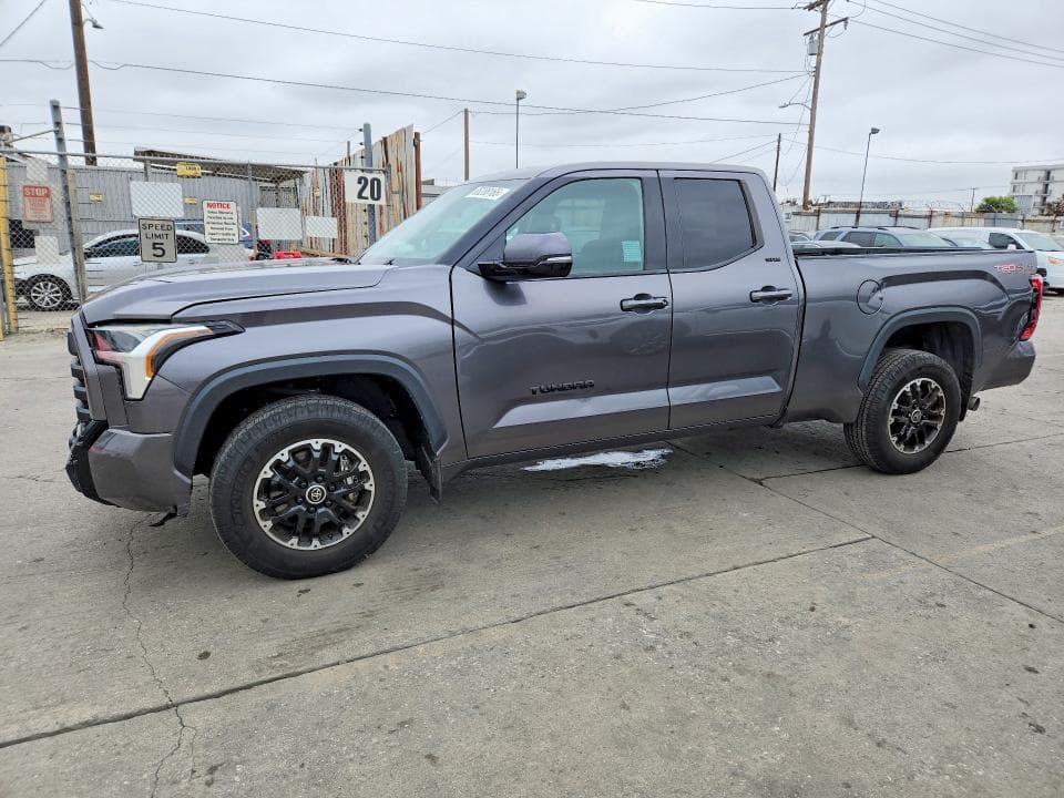 2022 TOYOTA TUNDRA SR5 - 1