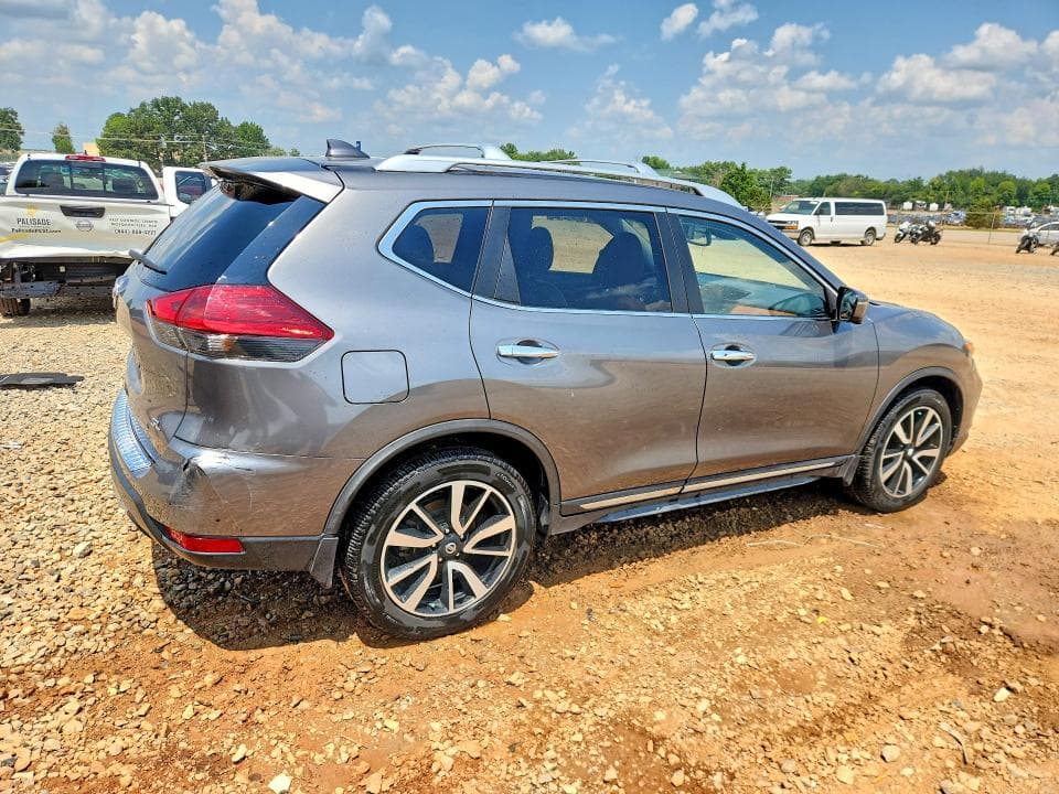 2017 NISSAN ROGUE SL 3
