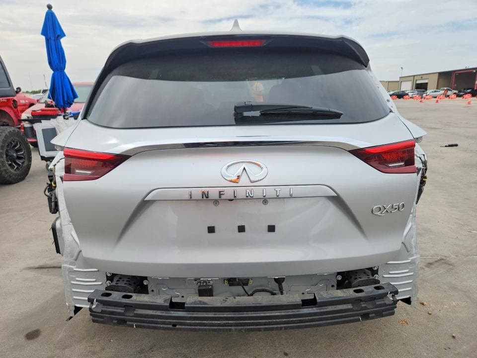 2021 INFINITI QX50 ESSENTIAL 6