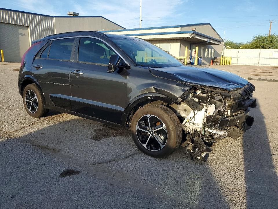2025 KIA NIRO SX 4