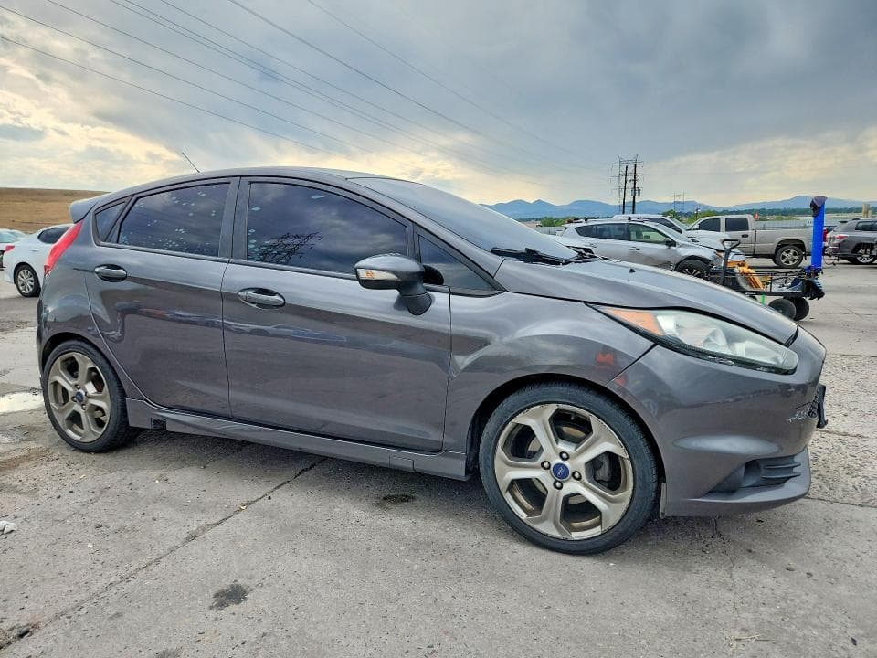 2017 FORD FIESTA ST 4