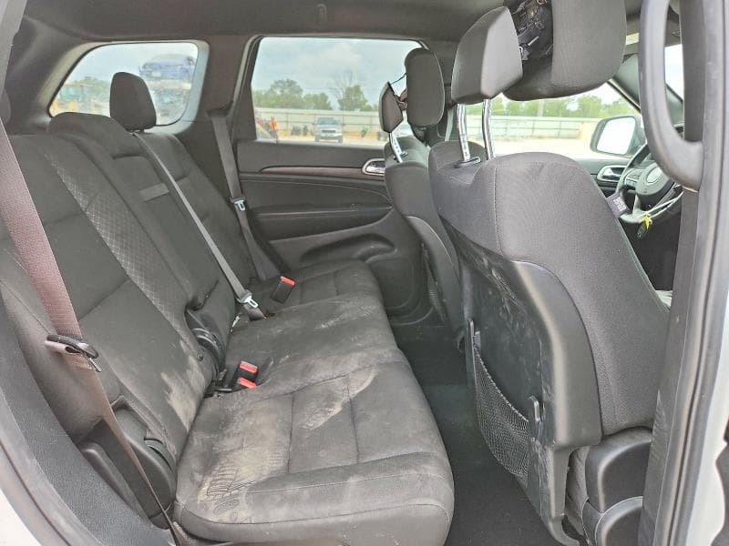 2020 JEEP GRAND CHEROKEE LAREDO 11