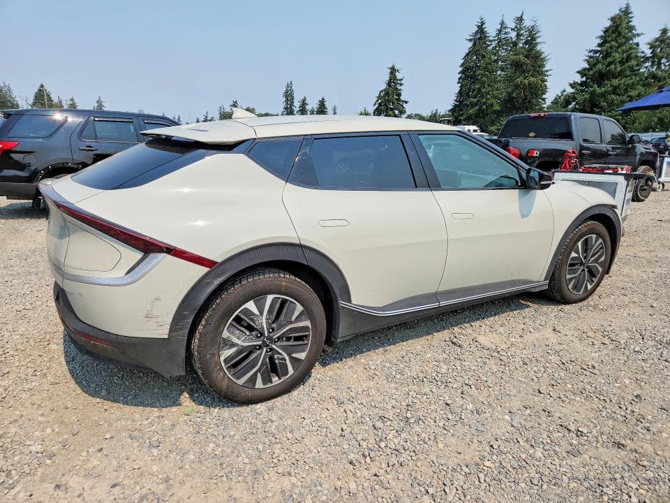 2024 KIA EV6 LIGHT LONG RANGE 3