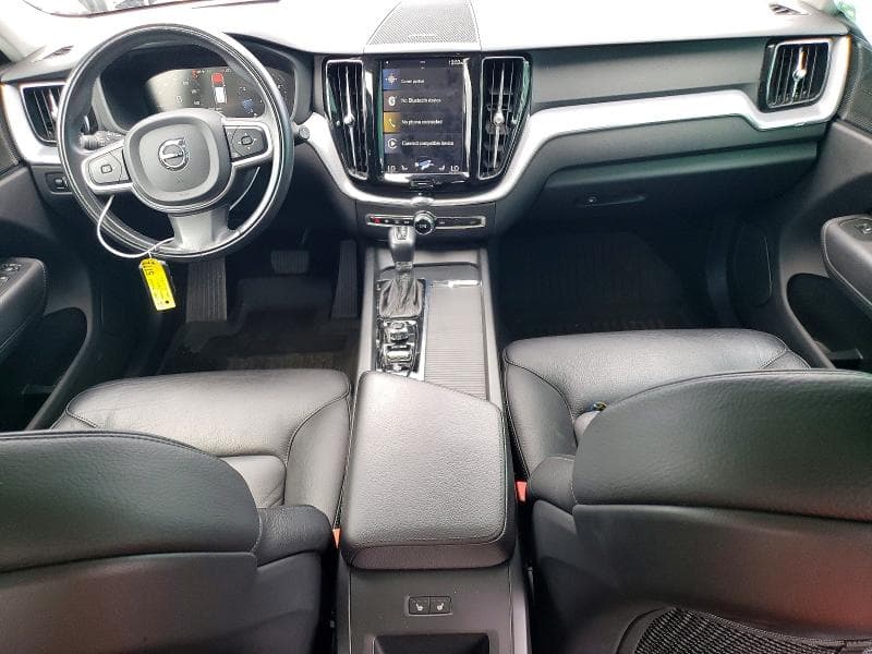 2020 VOLVO XC60 T6 MOMENTUM 8