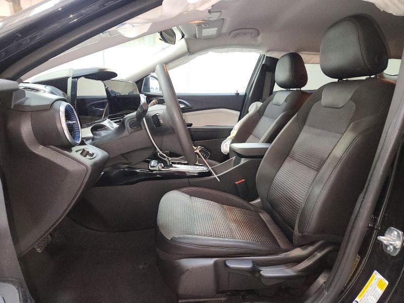 2025 CHEVROLET TRAX 1LT 7