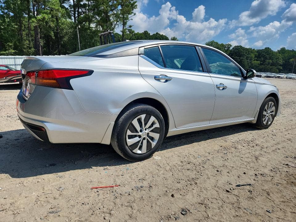 2019 NISSAN ALTIMA S 3