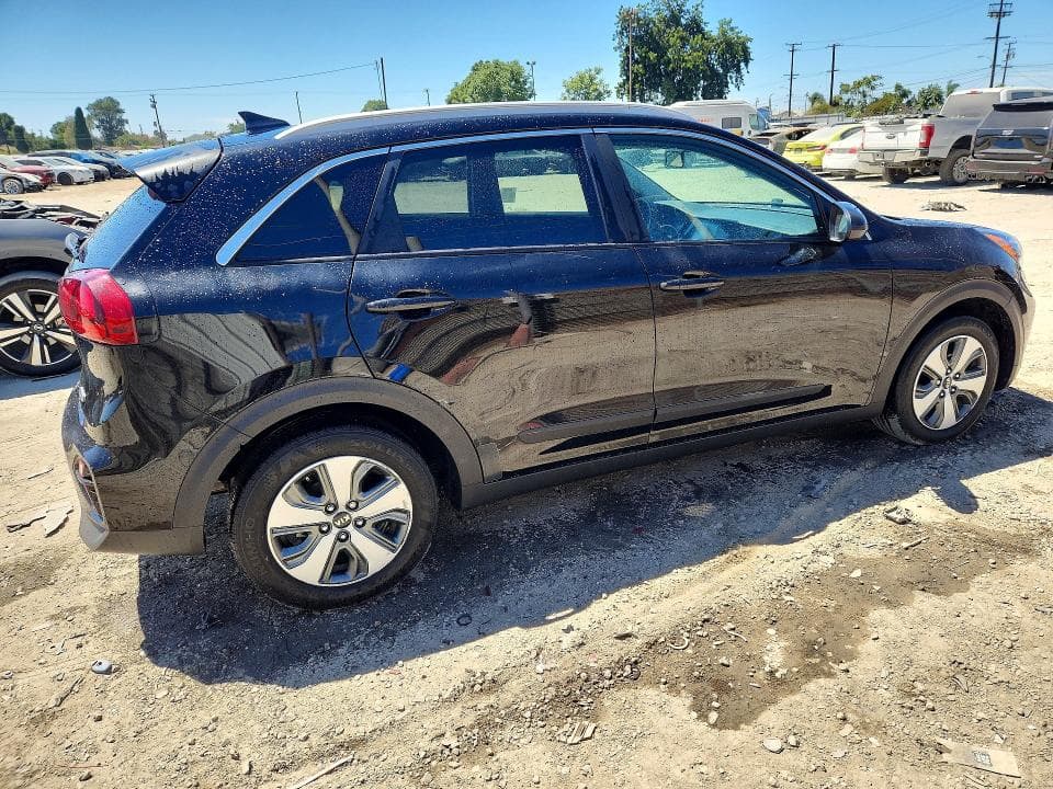 2020 KIA NIRO LX 3