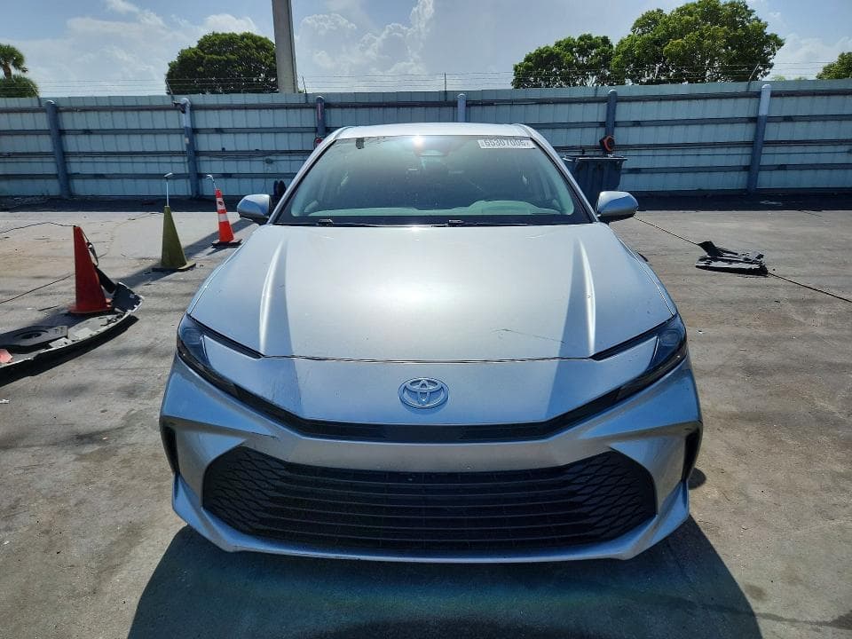 2025 TOYOTA CAMRY LE 5
