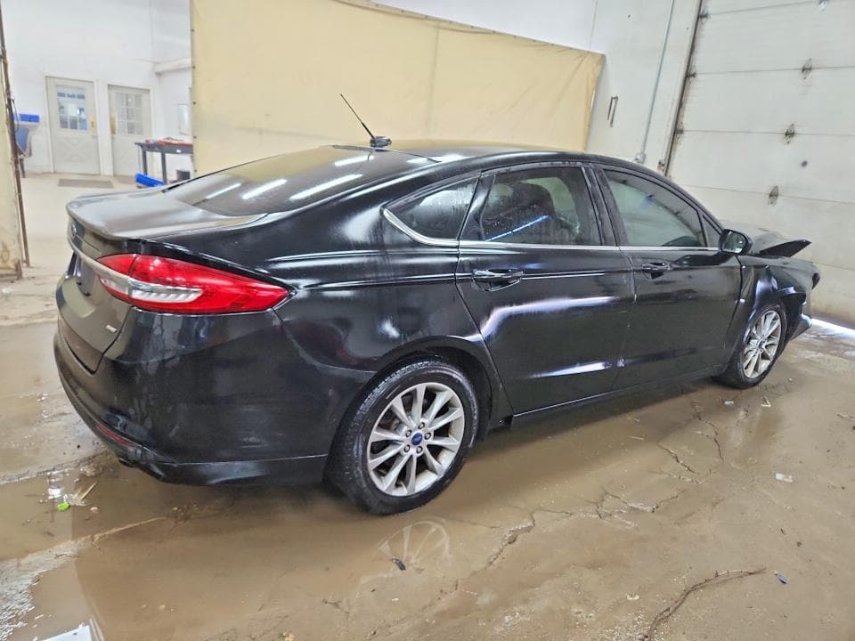 2017 FORD FUSION SE 3