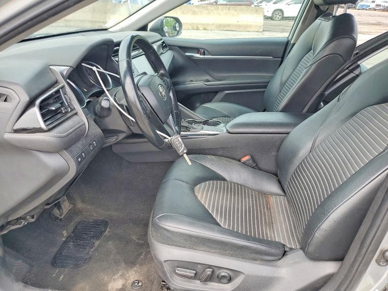 2020 TOYOTA CAMRY SE 7