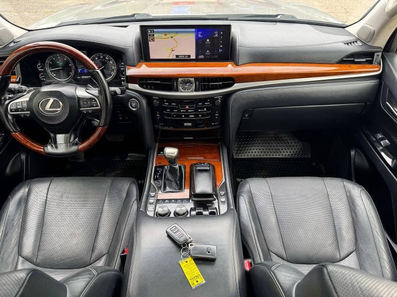 2018 LEXUS LX 570 8