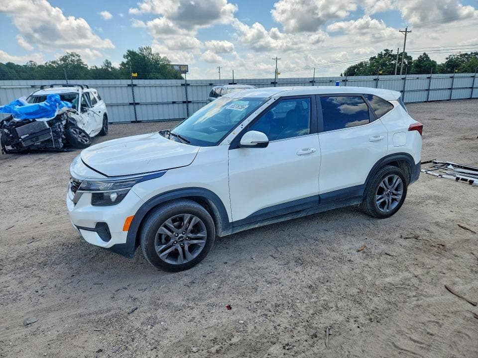 2022 KIA SELTOS S - 1