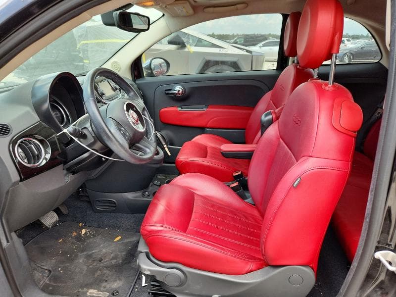 2017 FIAT 500 LOUNGE 7