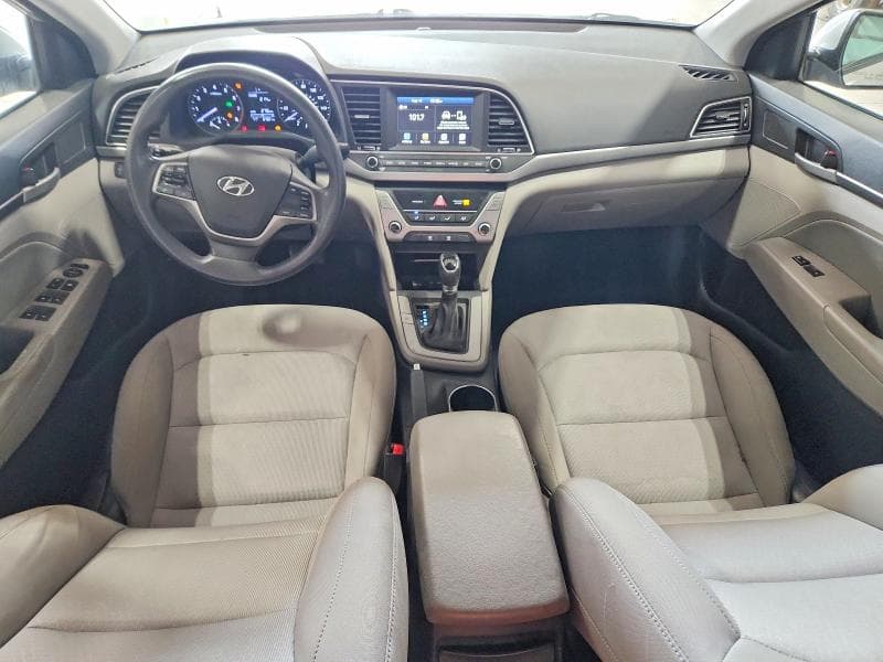 2017 HYUNDAI ELANTRA SE 8