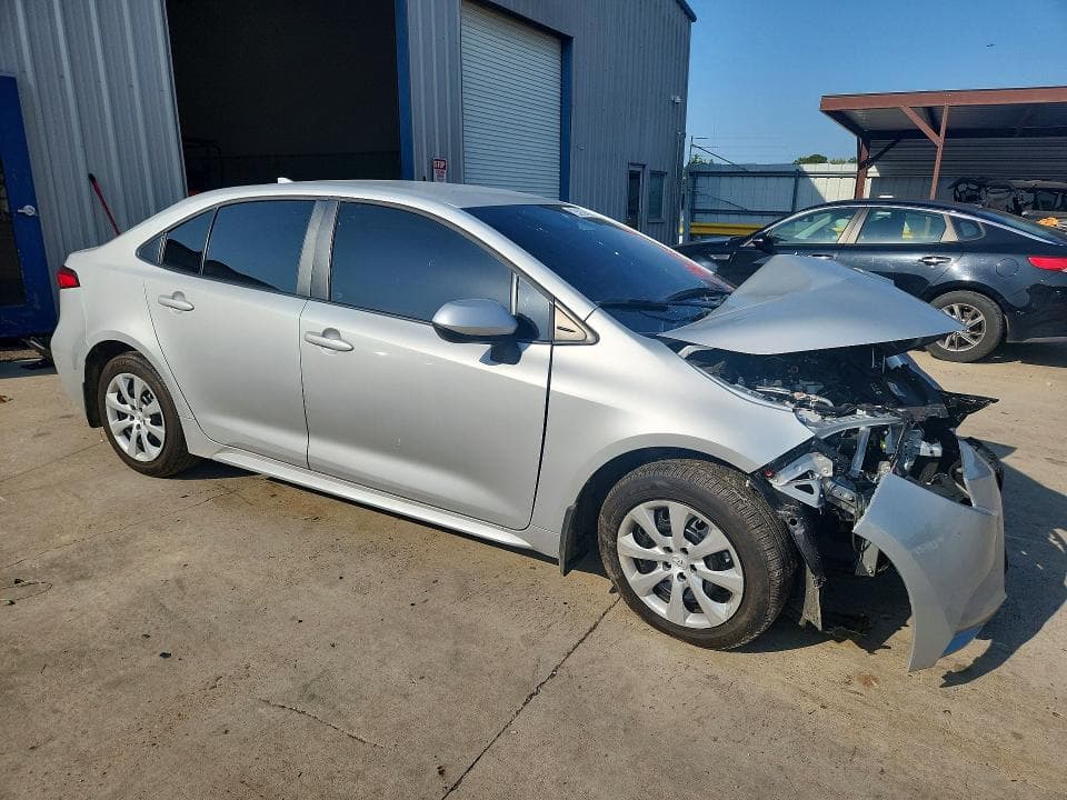 2026 TOYOTA COROLLA LE 4