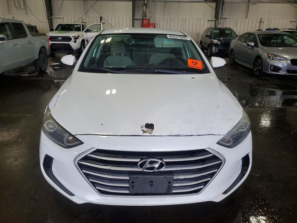 2017 HYUNDAI ELANTRA SE 5