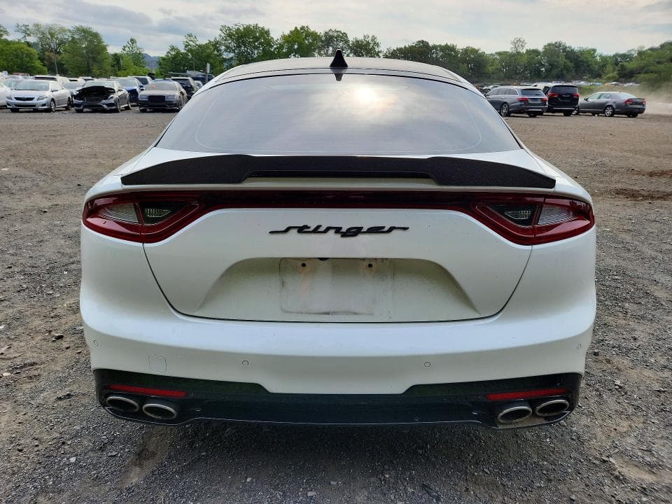 2019 KIA STINGER GT2 6
