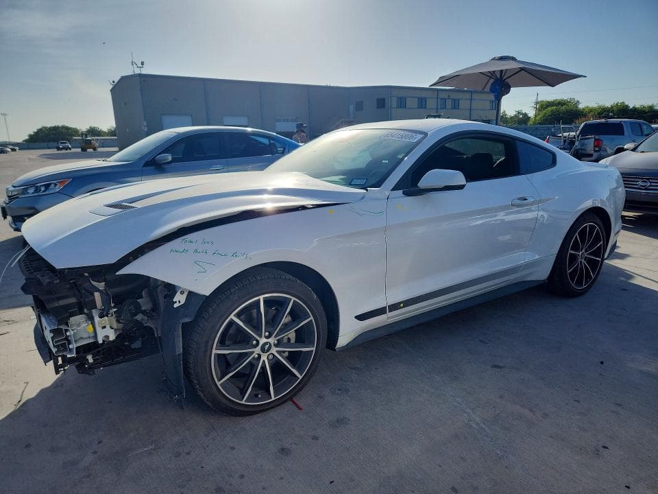 2022 FORD MUSTANG - 1
