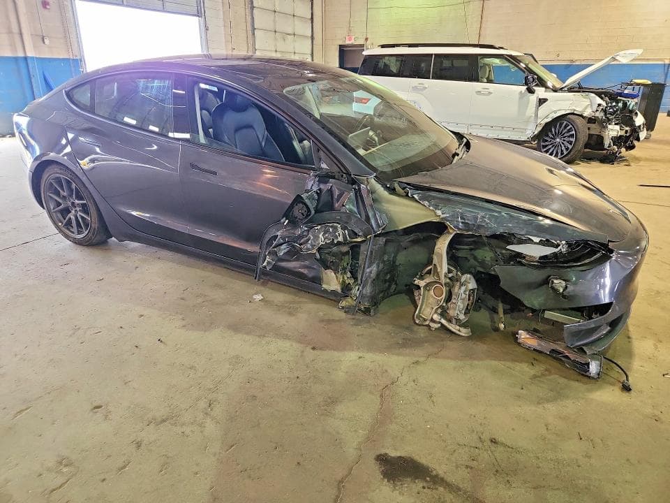 2022 TESLA MODEL 3 4
