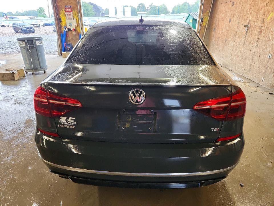 2018 VOLKSWAGEN PASSAT S 6