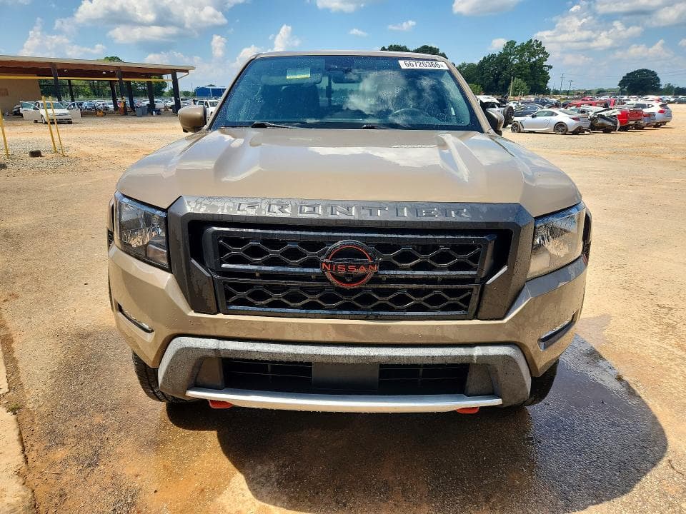2023 NISSAN FRONTIER PRO-4X 5