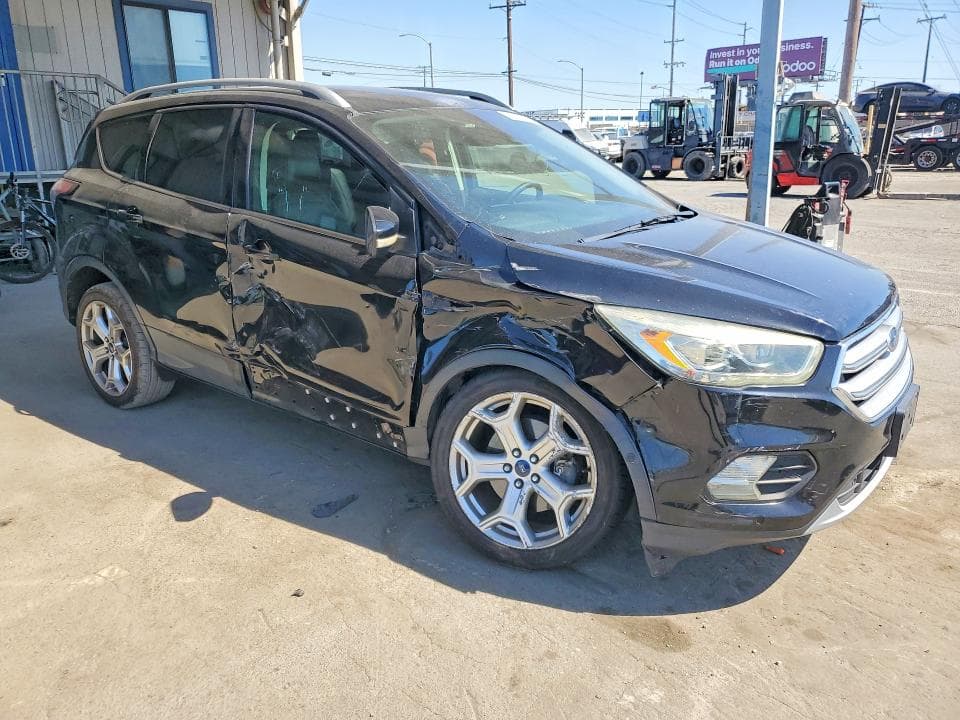 2017 FORD ESCAPE TITANIUM 4