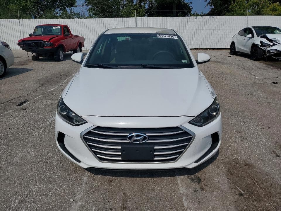 2017 HYUNDAI ELANTRA SE 5