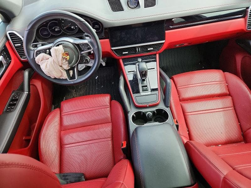 2022 PORSCHE CAYENNE 8
