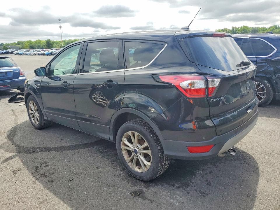 2017 FORD ESCAPE SE 2