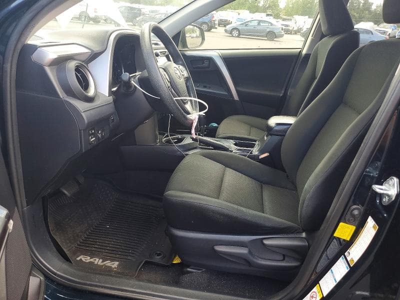 2018 TOYOTA RAV4 LE 7