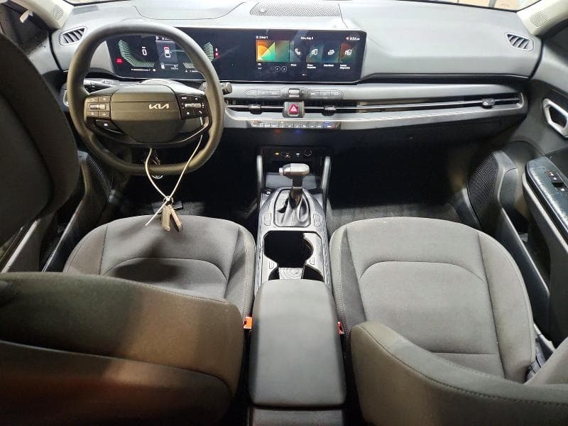 2026 KIA K4 LXS 8