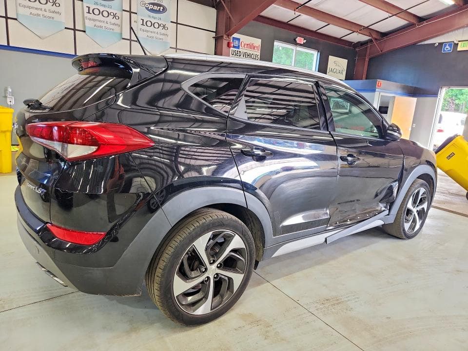 2017 HYUNDAI TUCSON SPORT 3