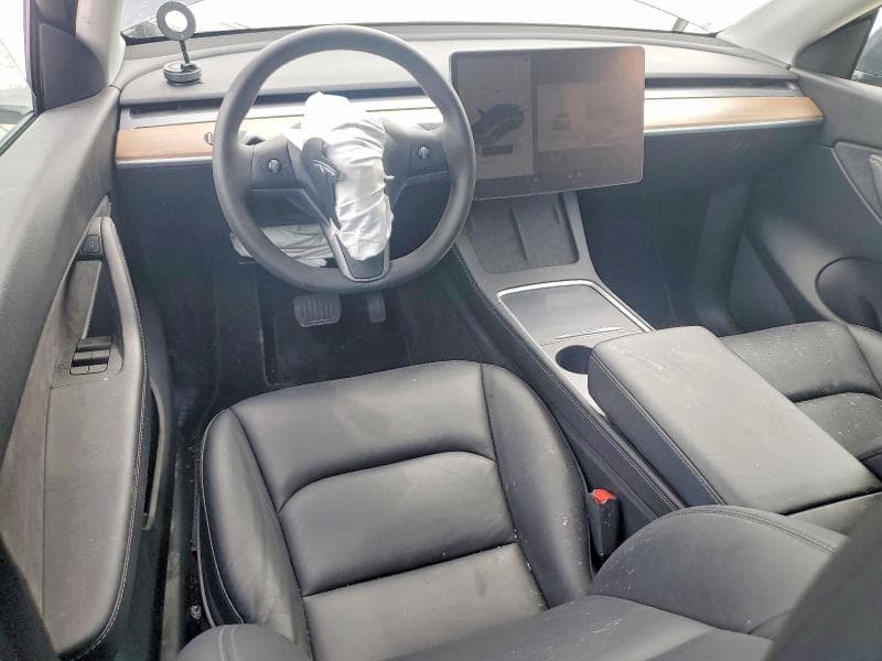 2022 TESLA MODEL Y 8